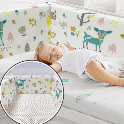 Tresse-de-lit-bebe--ferme-sommeil-reposant